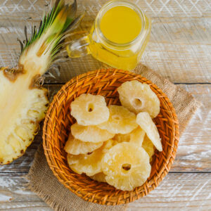 dehydrated-pineapple